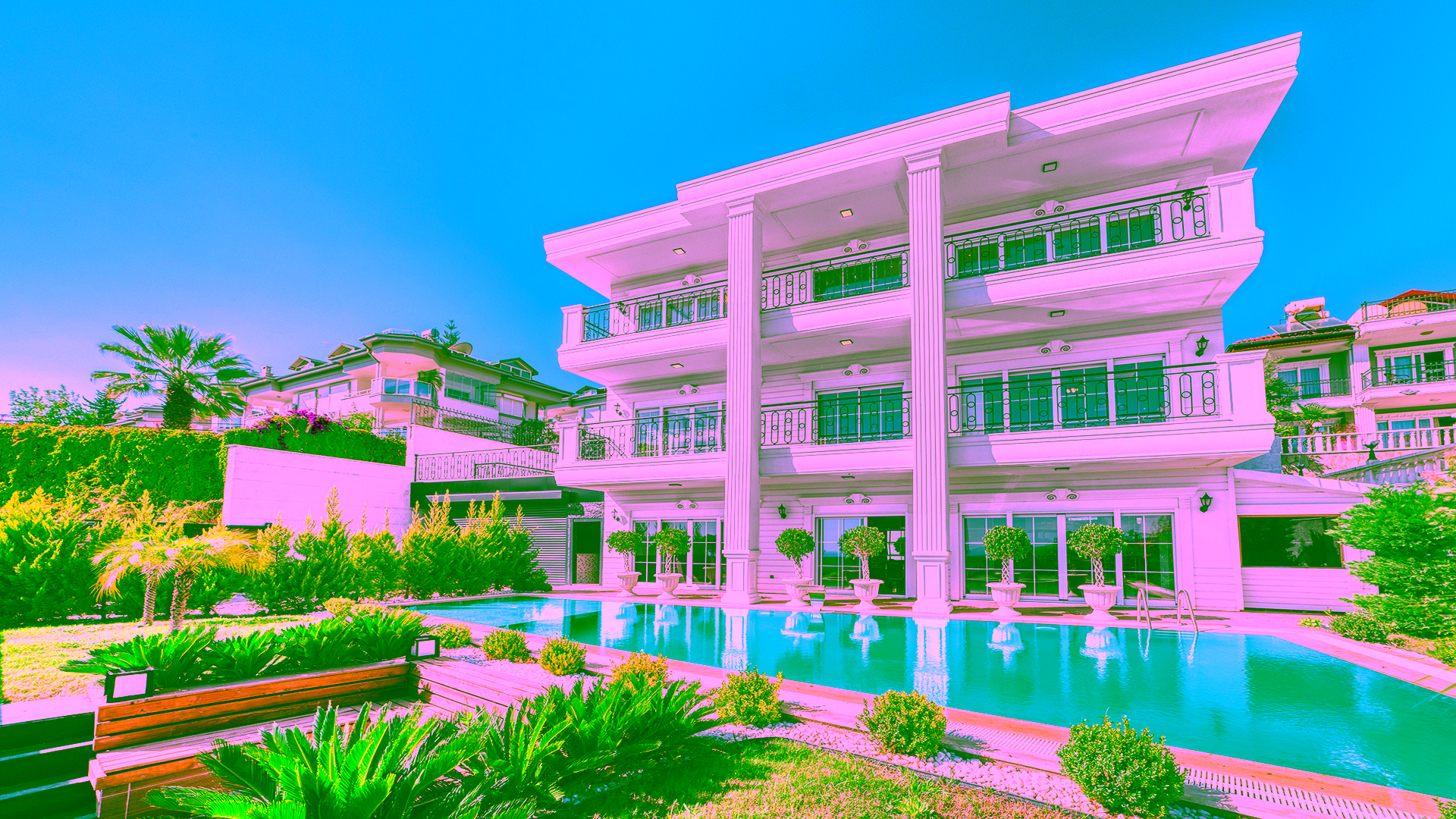 Luxusvillen in Alanya investieren – moderne Villa mit Pool und Meerblick