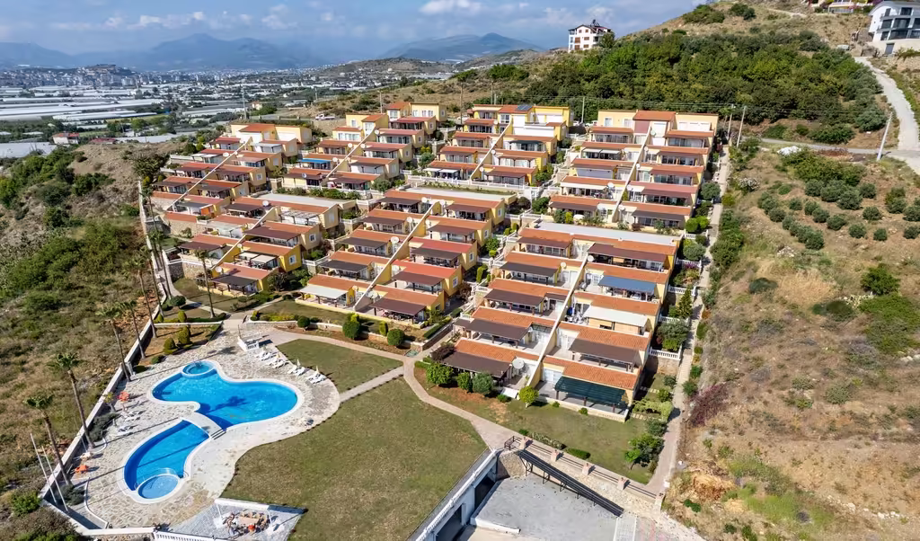 Meerblick von der Terrasse einer 3-Zimmer-Wohnung in Gazipaşa