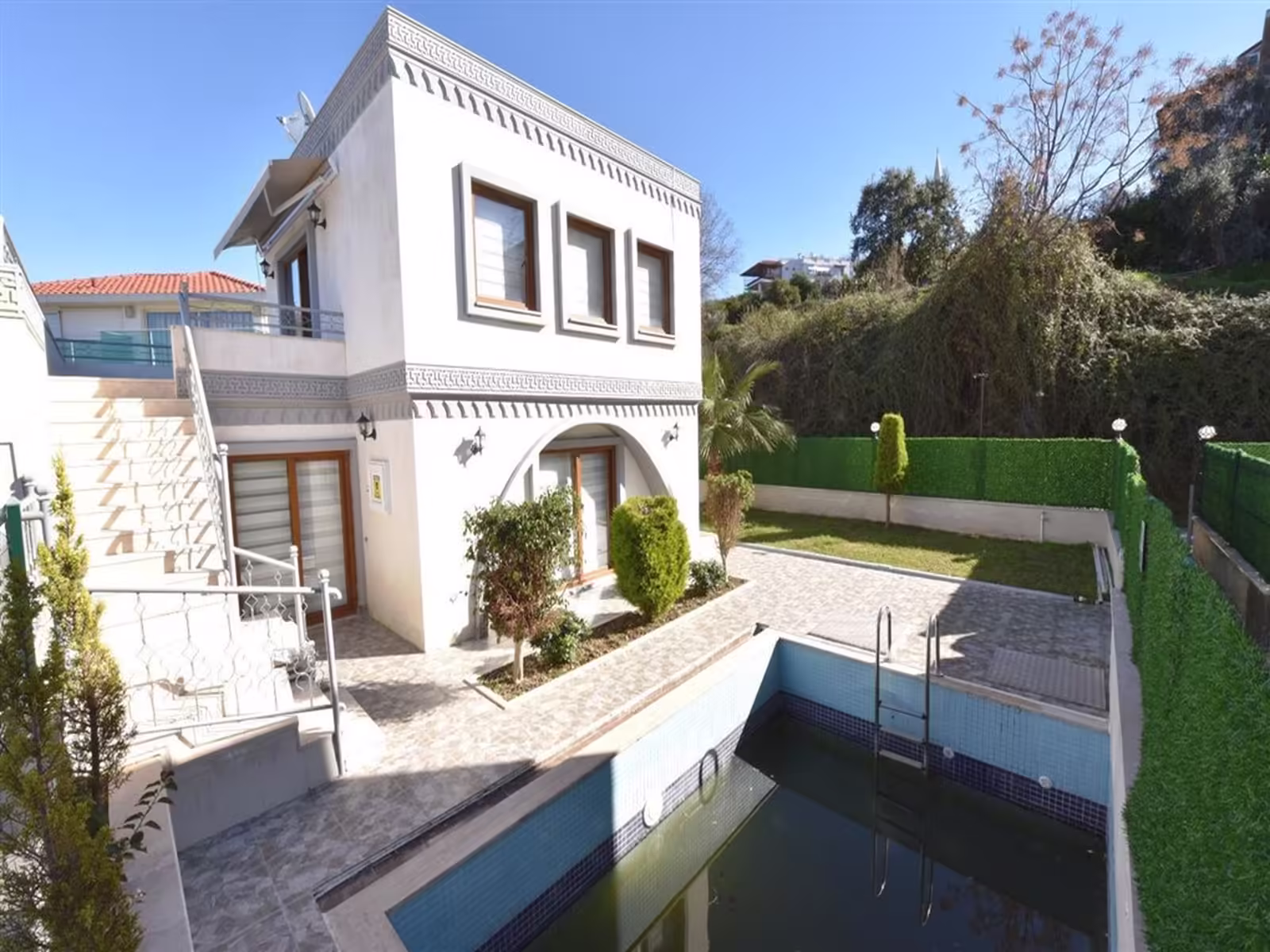 Luxusvilla mit Meerblick und Privatpool in Alanya Kargıcak – möbliertes Duplex mit Burg- und Naturblick