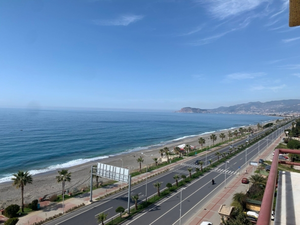 Wohnung mit Meerblick in Alanya – direkt am Strand geleğen