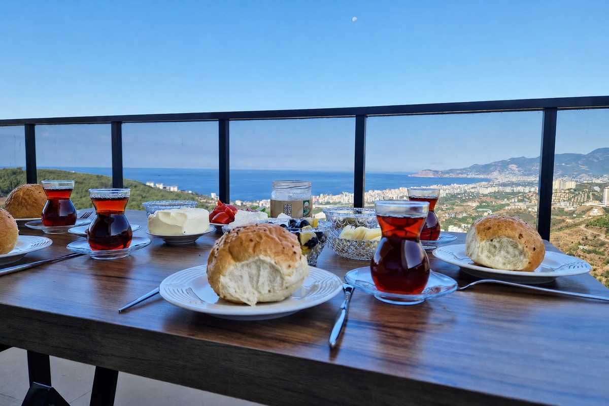 3 bedroom apartment 240 m² Alanya, Turkey