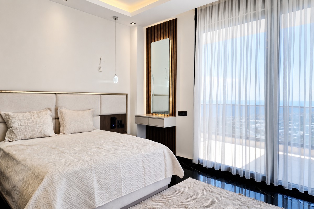3 bedroom apartment 240 m² Alanya, Turkey