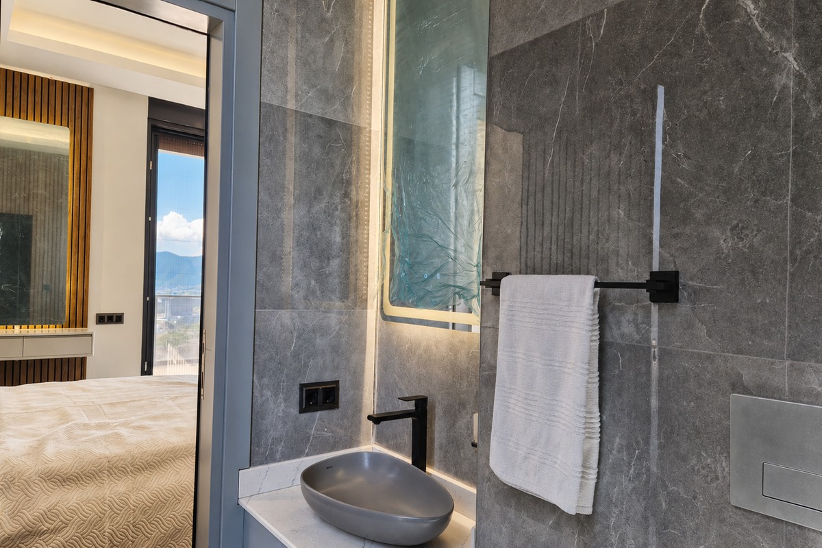 3 bedroom apartment 240 m² Alanya, Turkey