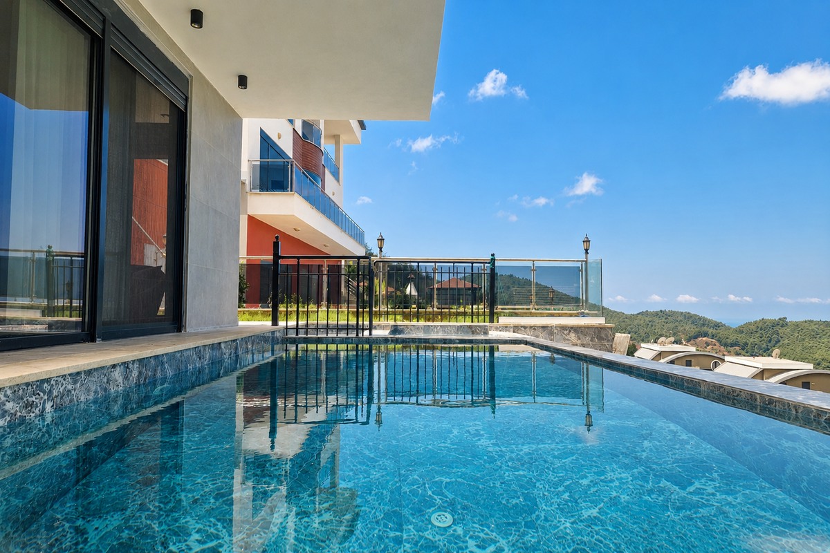 3 bedroom apartment 240 m² Alanya, Turkey